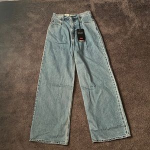 Levi’s High Loose Jeans